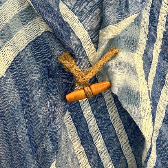 Blue and white striped wrap shawl/beach cover up fringes One Size - Picture 3 of 17